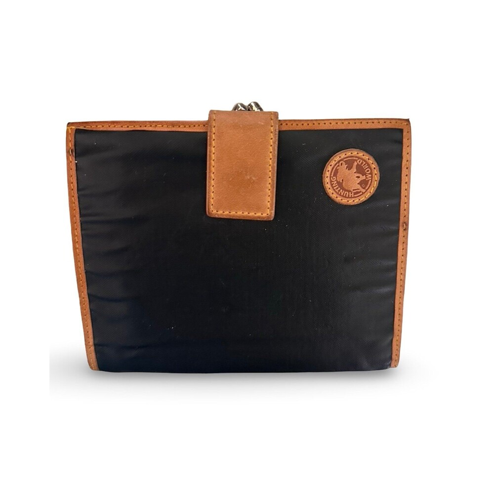 HUNTING WORLD Wallet Purse Tan/ Black Woman Authentic